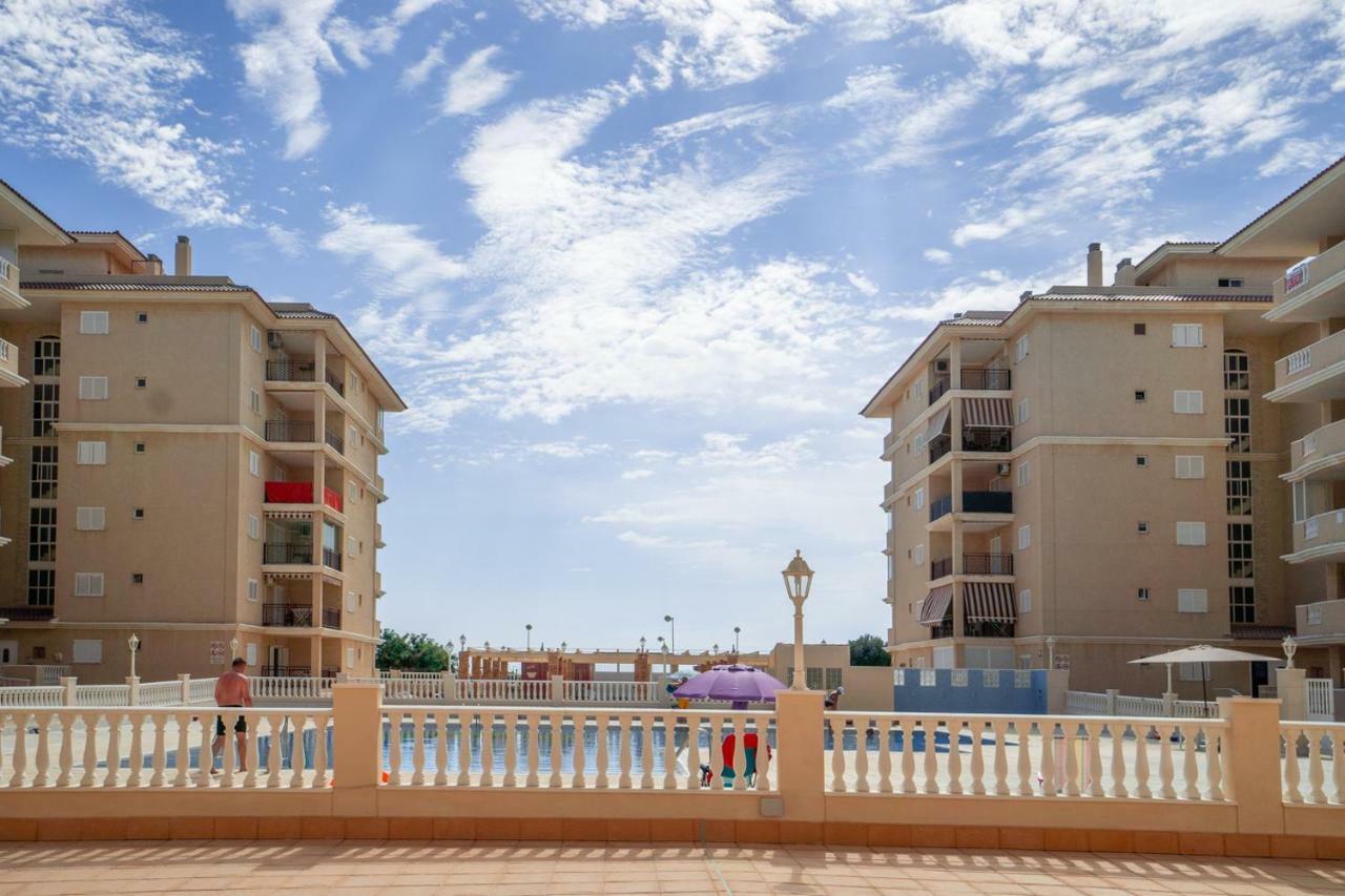 Sunny La Mata Apartment
